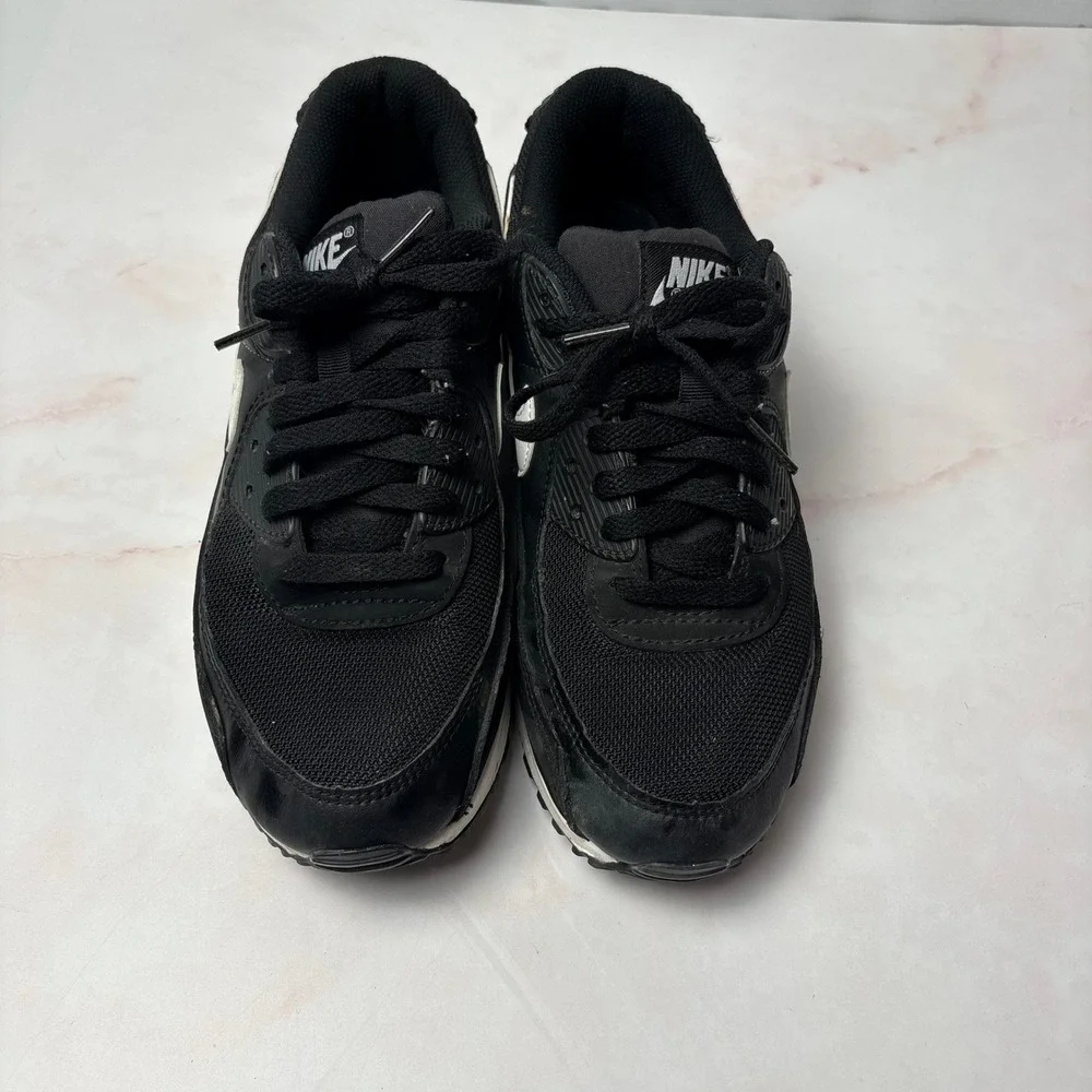 Nike Air Max 90 Womens Shoes Black White CQ2560-001 Sneakers Size 9